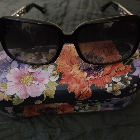 Brighton Halo Sunglasses - Picture 12 of 16